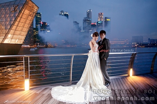 Pre Wedding in Night Photography 