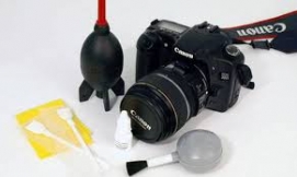 Cách vệ sinh ống kính máy ảnh DSLR