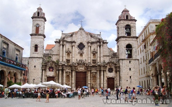 Nhà thờ Catedral de la Haana nổi tiếng.