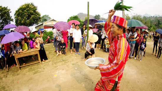 Lễ hội cầu mưa của người Thái